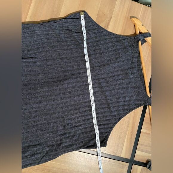 ‎Kaileigh heather grey open back tank - Picture 7 of 8